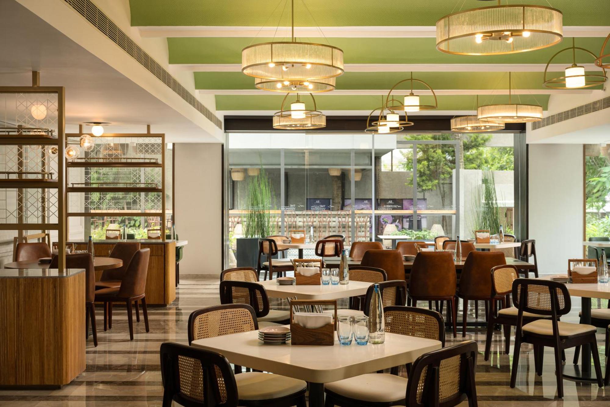 Grand Mercure Bangalore - An Accor Brand Εξωτερικό φωτογραφία