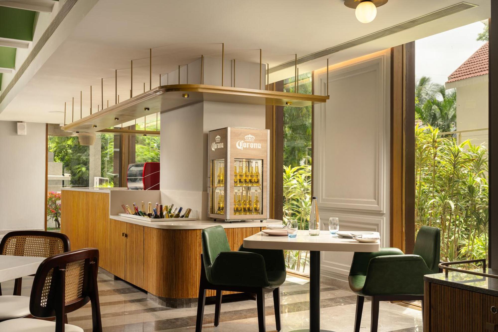 Grand Mercure Bangalore - An Accor Brand Εξωτερικό φωτογραφία