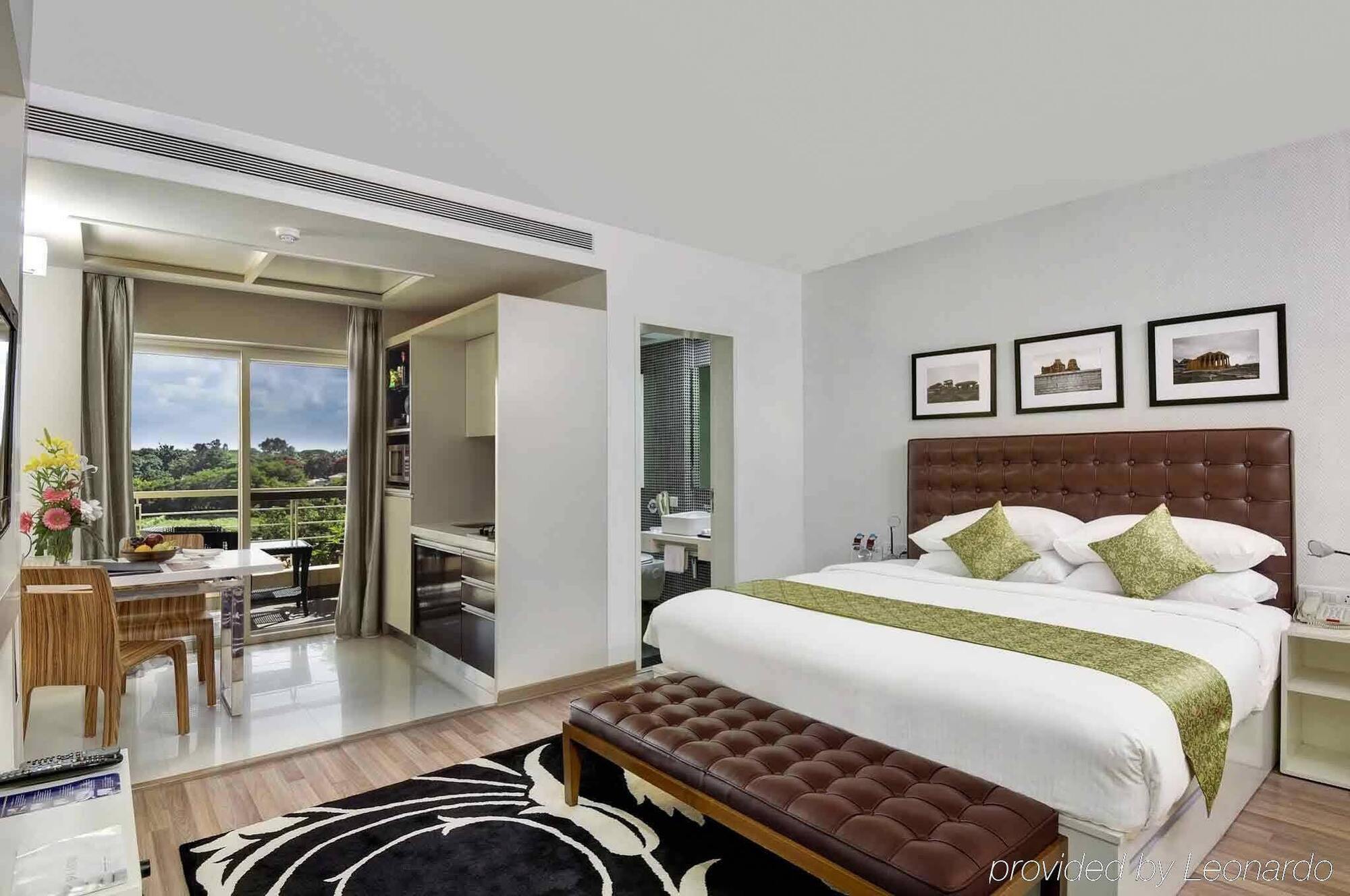 Grand Mercure Bangalore - An Accor Brand Εξωτερικό φωτογραφία